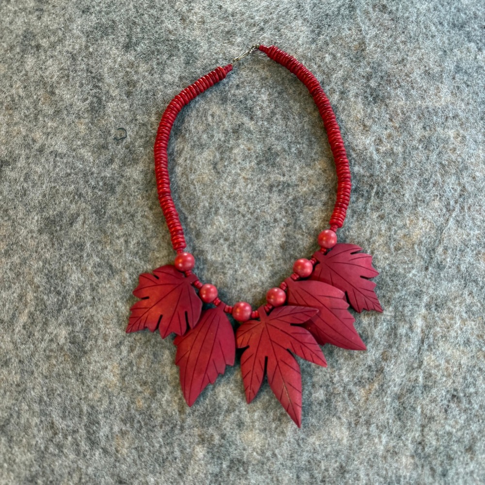Wood Leaf Necklace Womens Red Carved Bead Statement Nature Boho 10" Length
